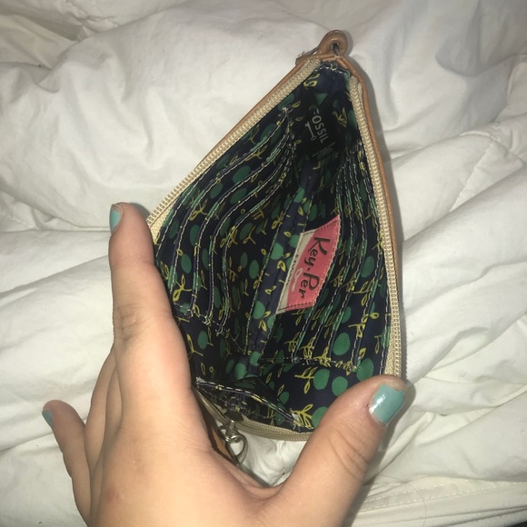 Fossil Wristlet, great condition!! - Picture 3 of 6